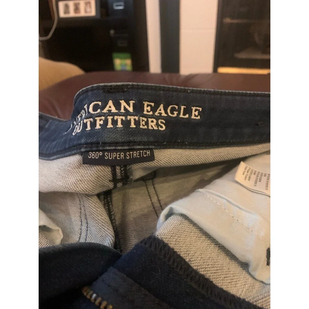 American Eagle Outfitters 360 Super Stretch High‑Rise Crop Jeans  Size 4.